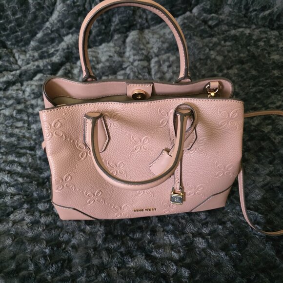 Nine West Handbags - Nine West Brooklyn Jet Set Satchel